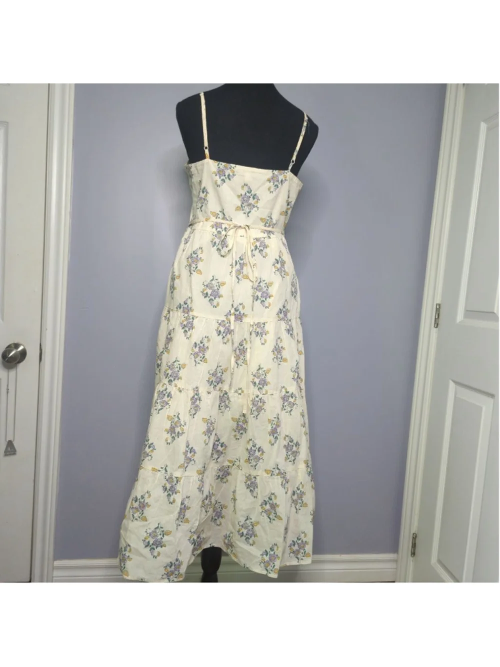 Patrons of Peace Cream Floral Tiered Button-Front Maxi Dress Sz S - Picture 8 of 16